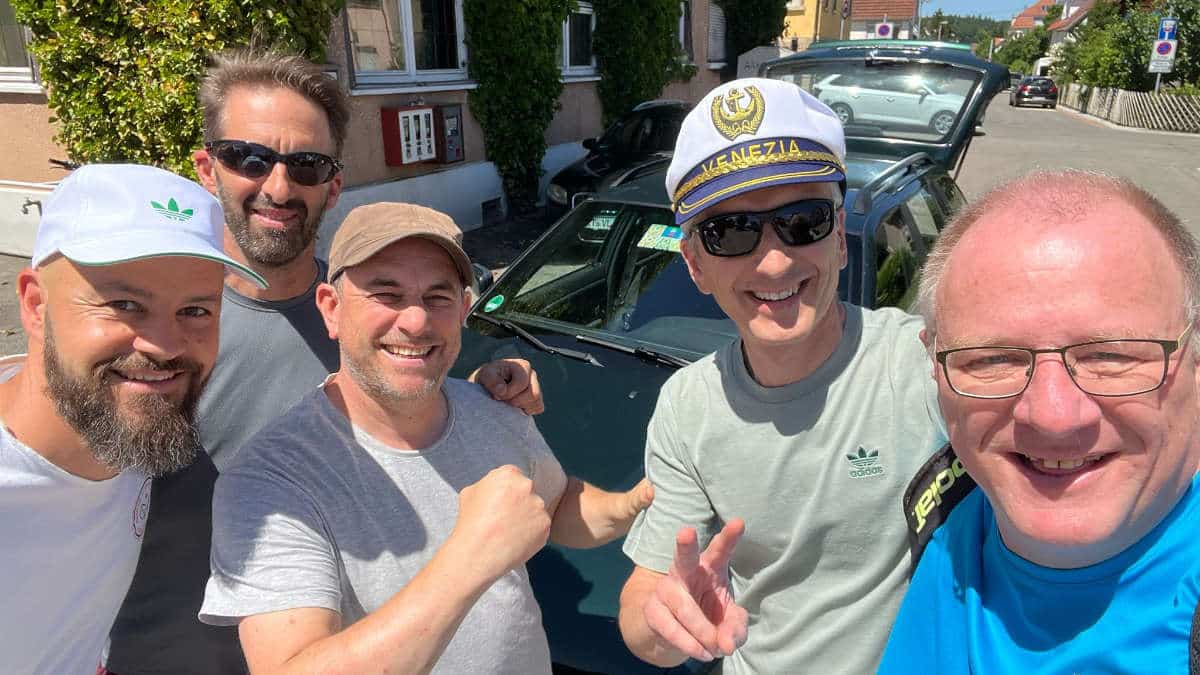Herren Ü50-Mannschaft bei der Abfahrt nach Plattenhardt